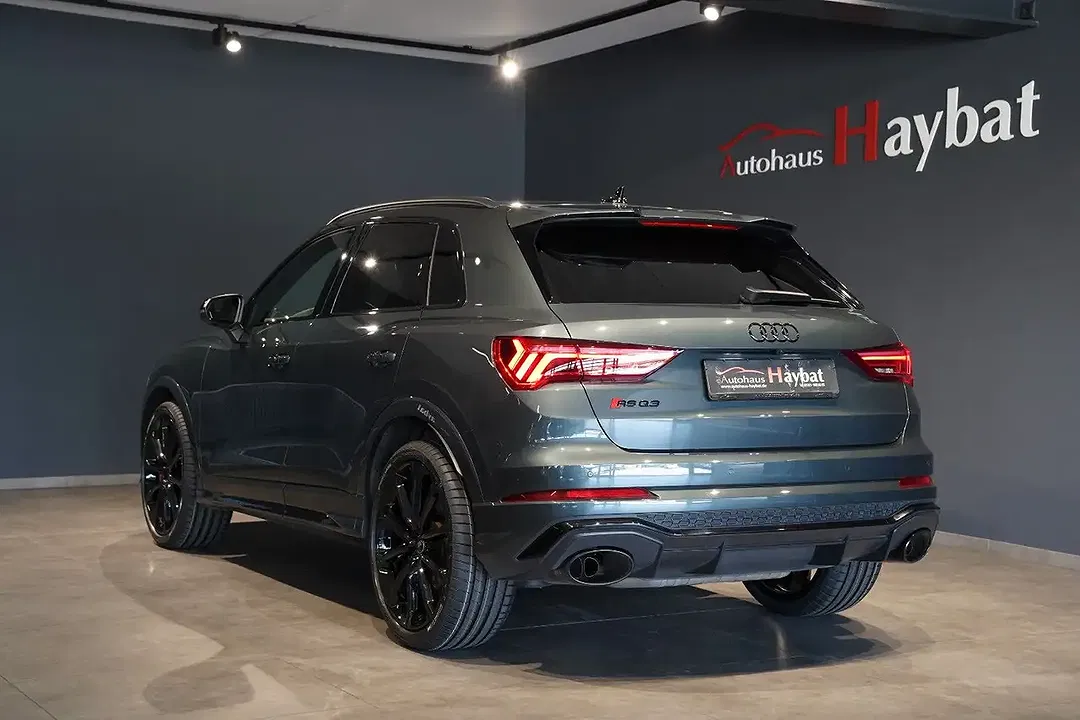 Audi RS Q3 - Thumbnail 5