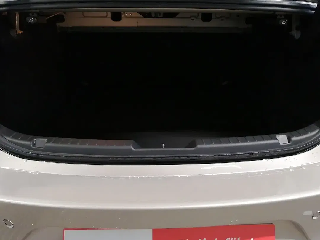 Mazda 3 2.5 - Thumbnail 11