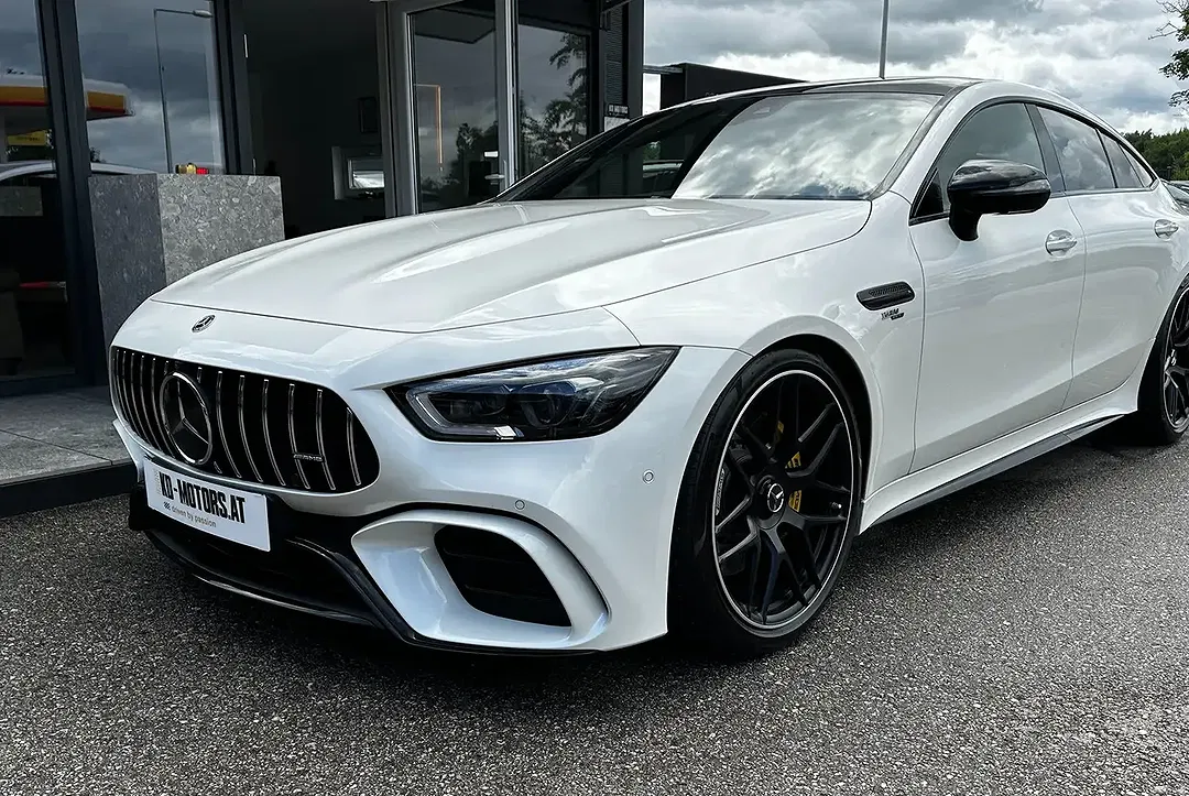 Mercedes-Benz AMG GT 43 4MATIC+ - Thumbnail 6