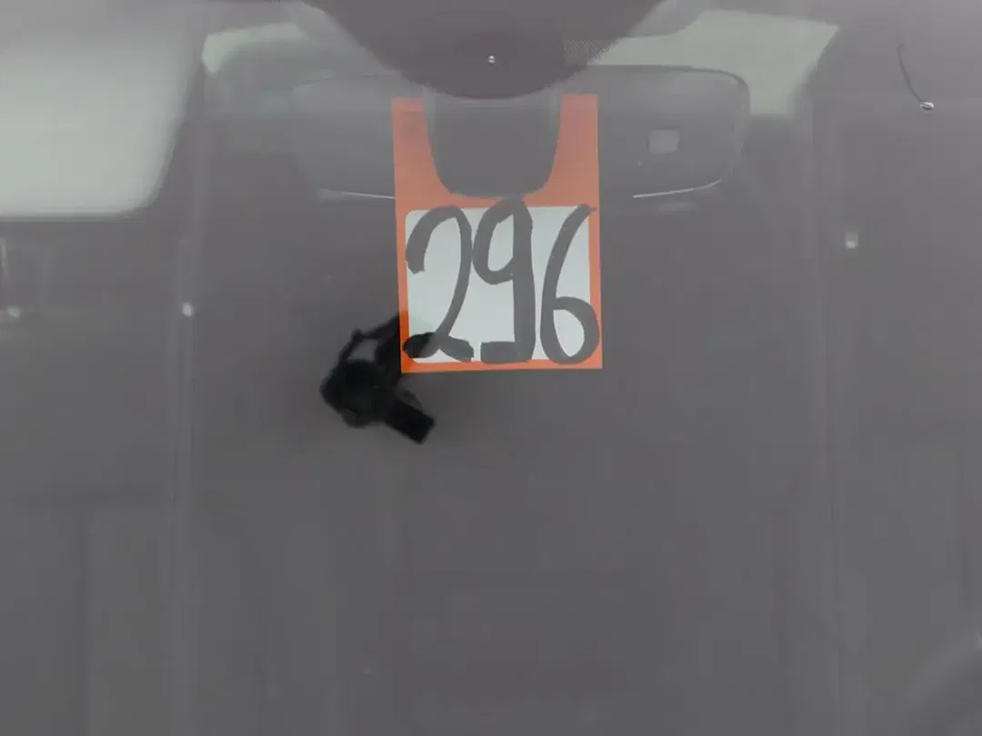 Audi Q3 - Thumbnail 10