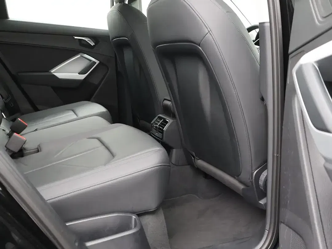 Audi Q3 - Thumbnail 13