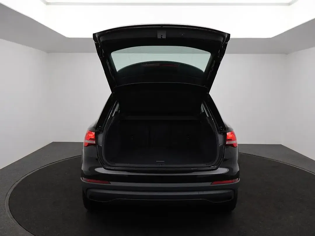Audi Q3 - Thumbnail 14