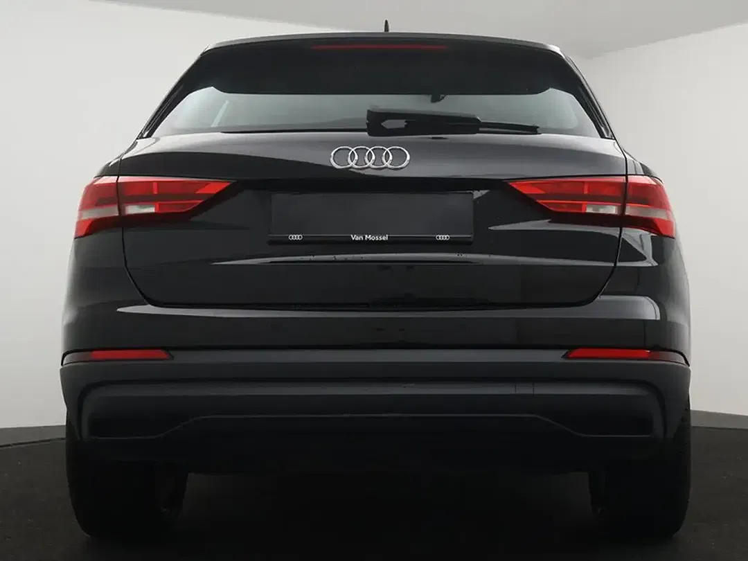 Audi Q3 - Thumbnail 7