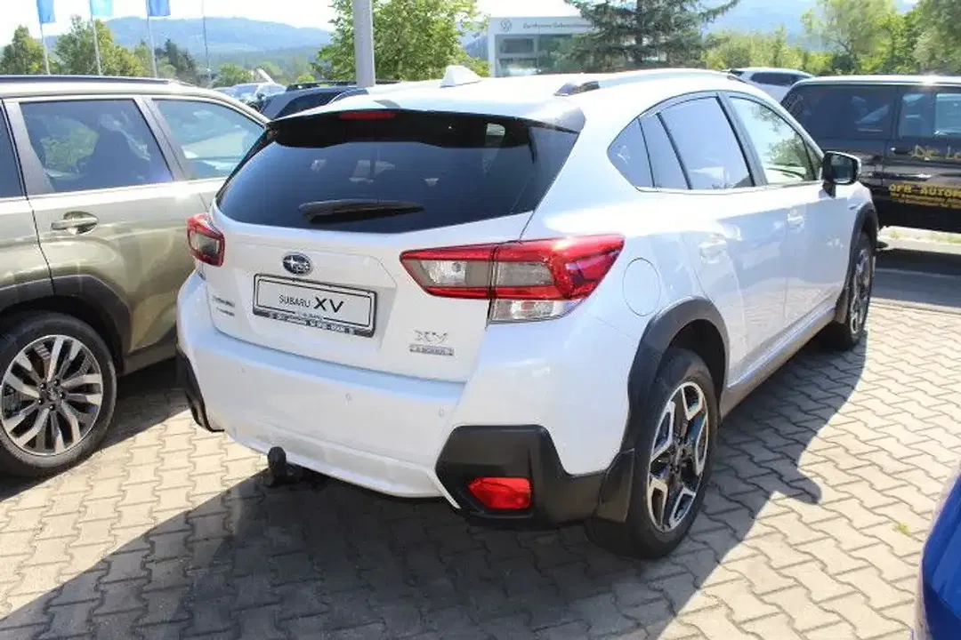 Subaru XV Active - Thumbnail 3