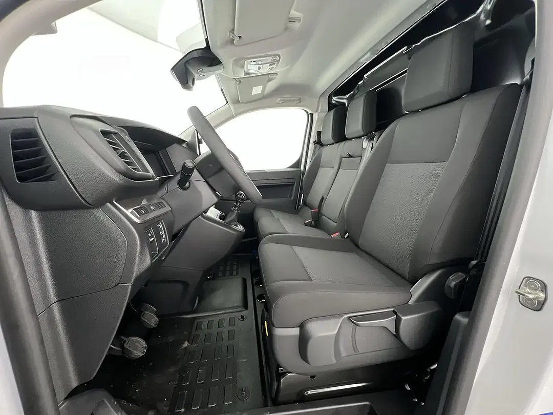 Opel Vivaro - Thumbnail 8