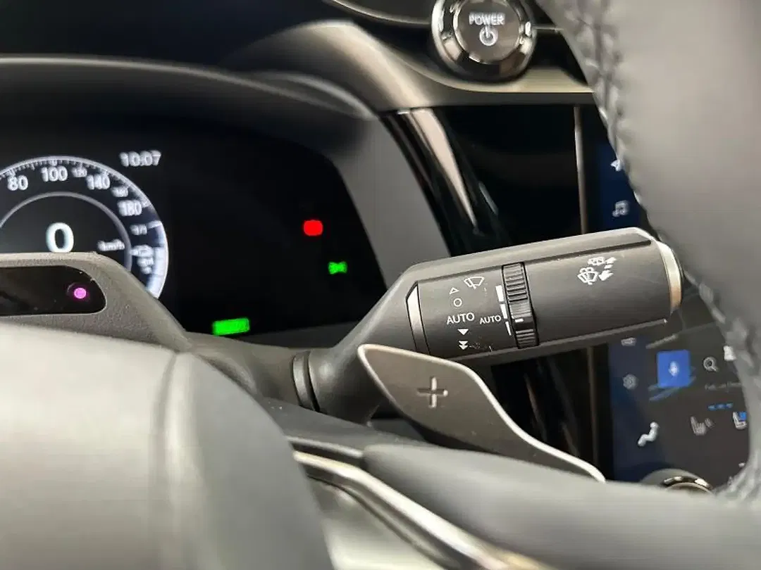 Lexus RZ 4x4 Executive - Thumbnail 26