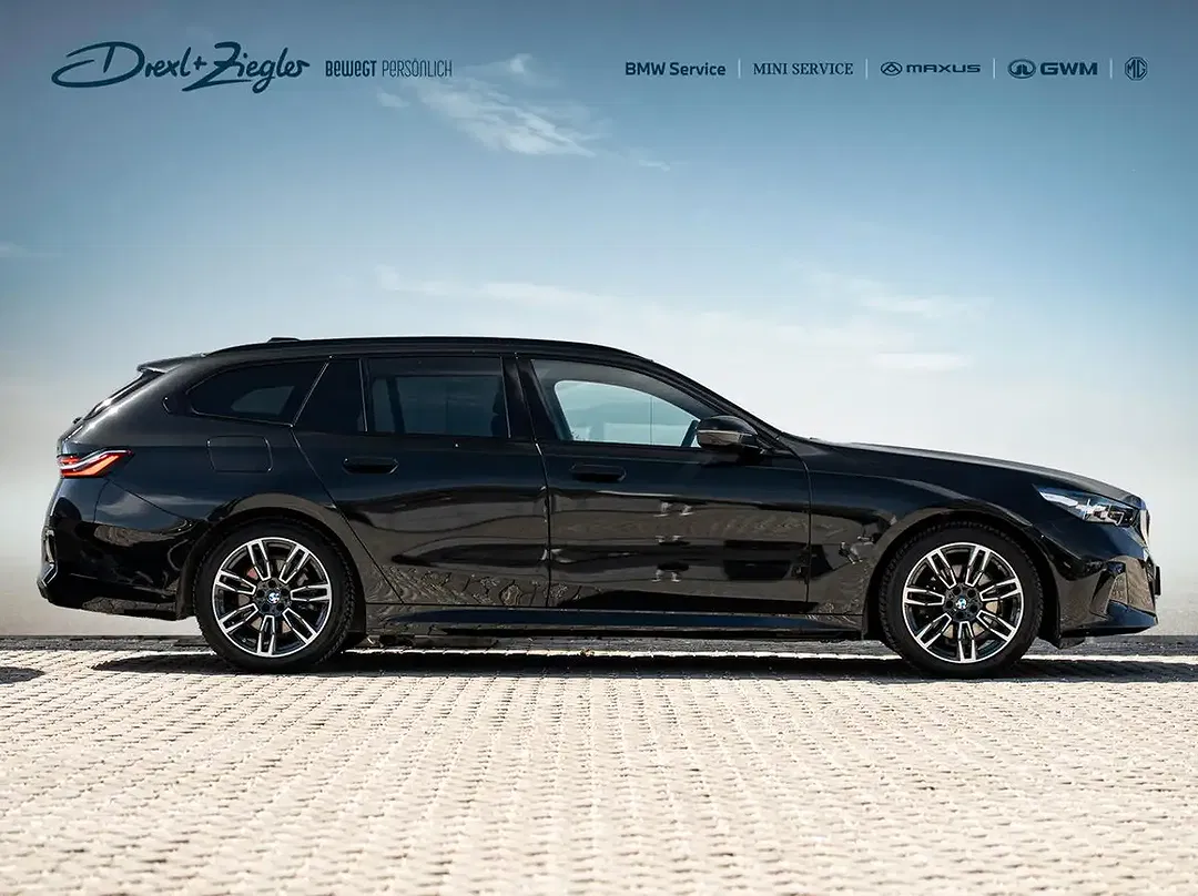 BMW 520 xDrive Touring M Sport - Thumbnail 3