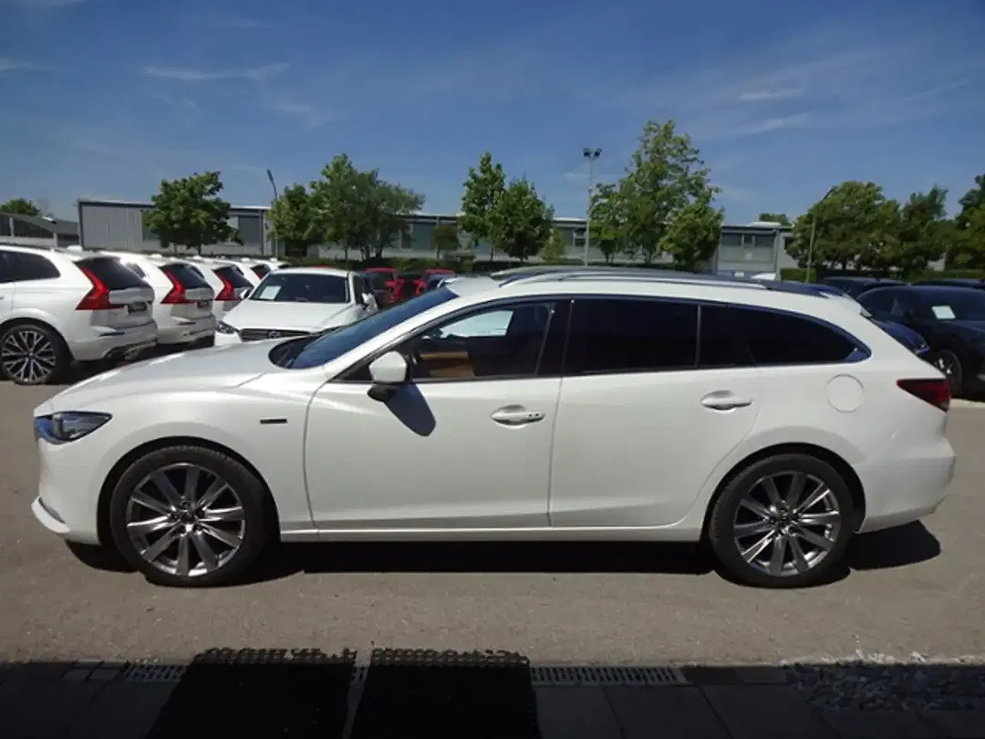Mazda 6 - Thumbnail 3