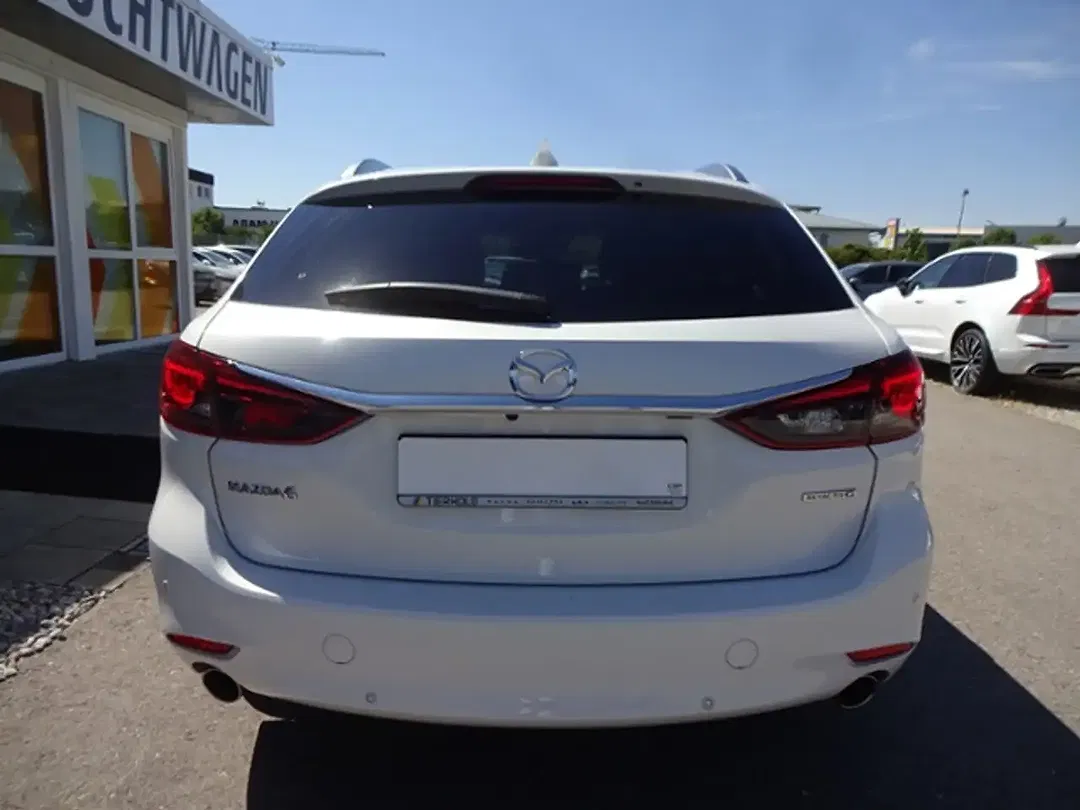 Mazda 6 - Thumbnail 5
