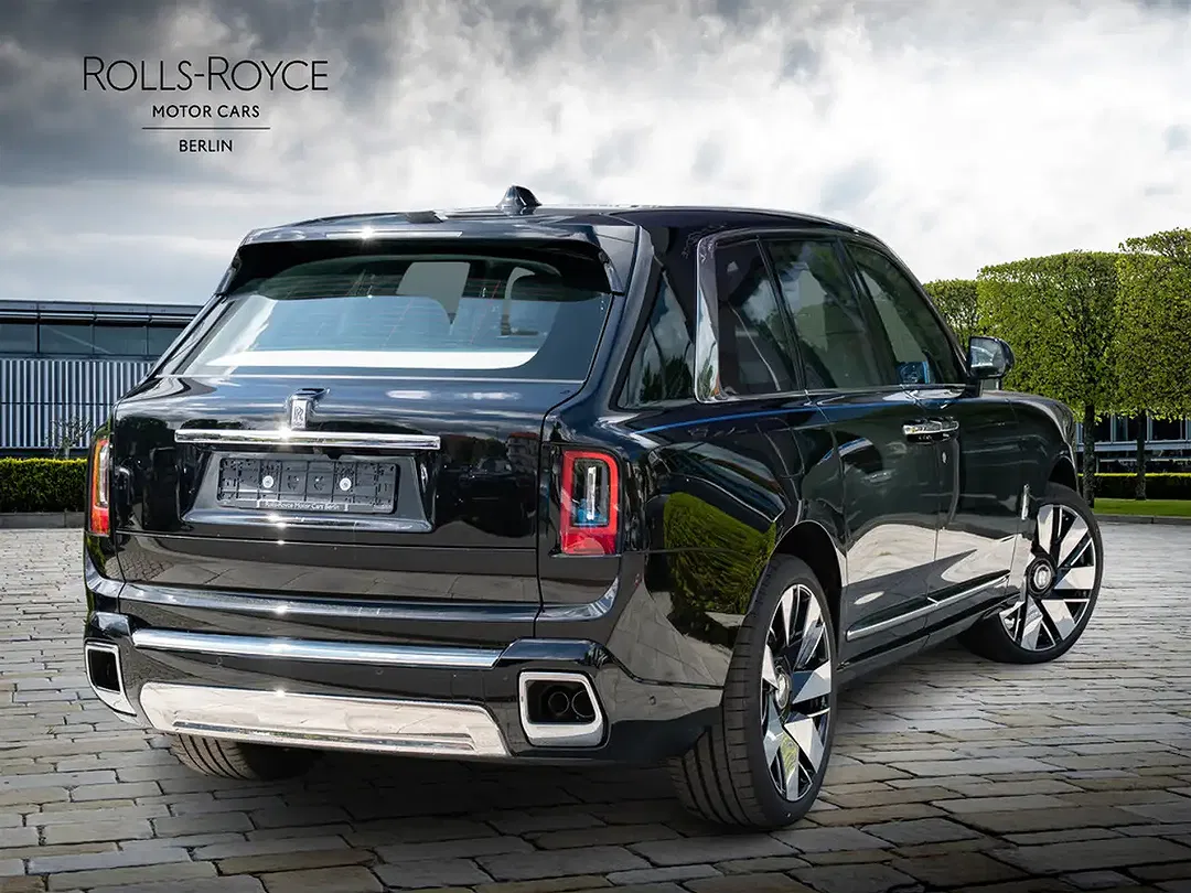 Rolls-Royce Cullinan - Thumbnail 4