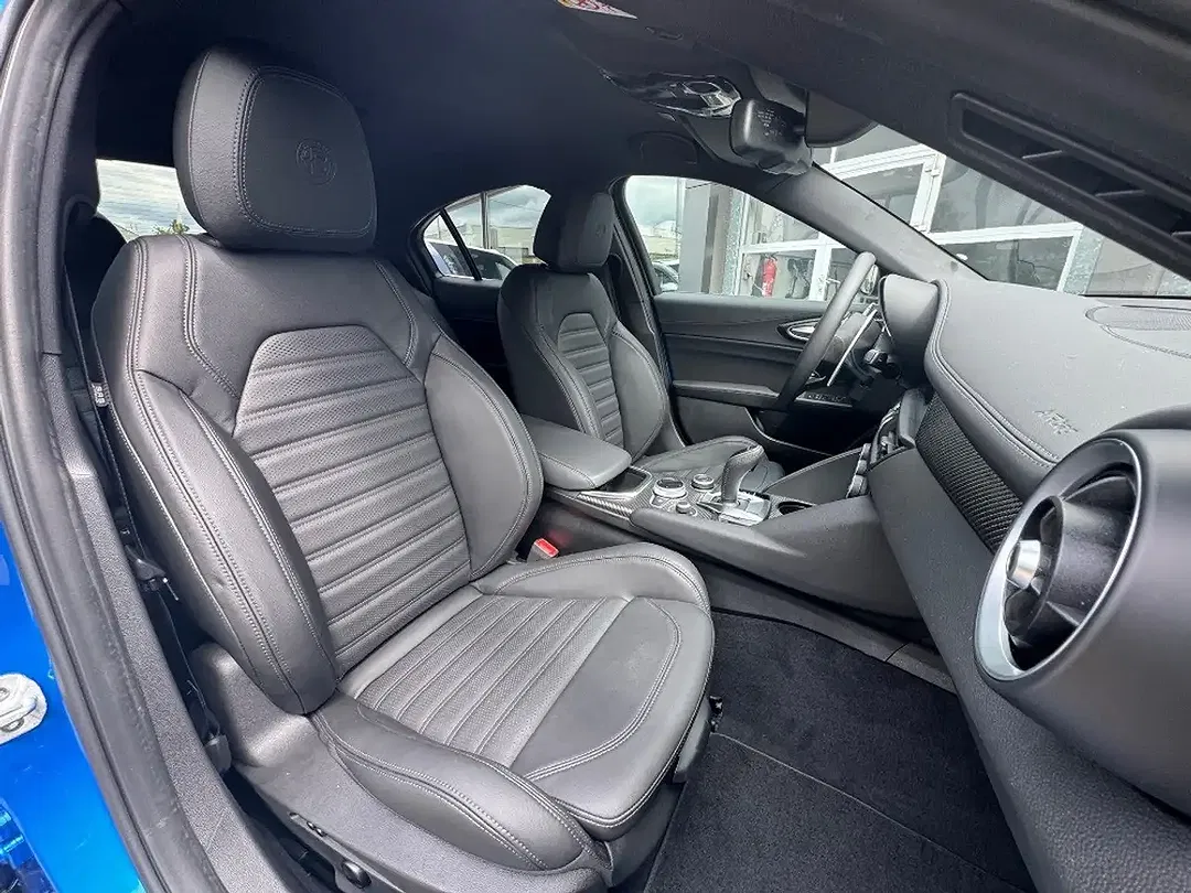 Alfa Romeo Giulia Quadrifoglio - Thumbnail 14