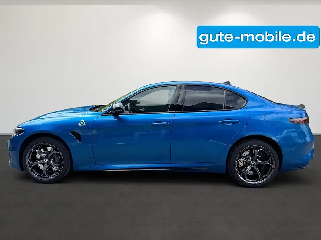 Alfa Romeo Giulia Quadrifoglio - Thumbnail 3