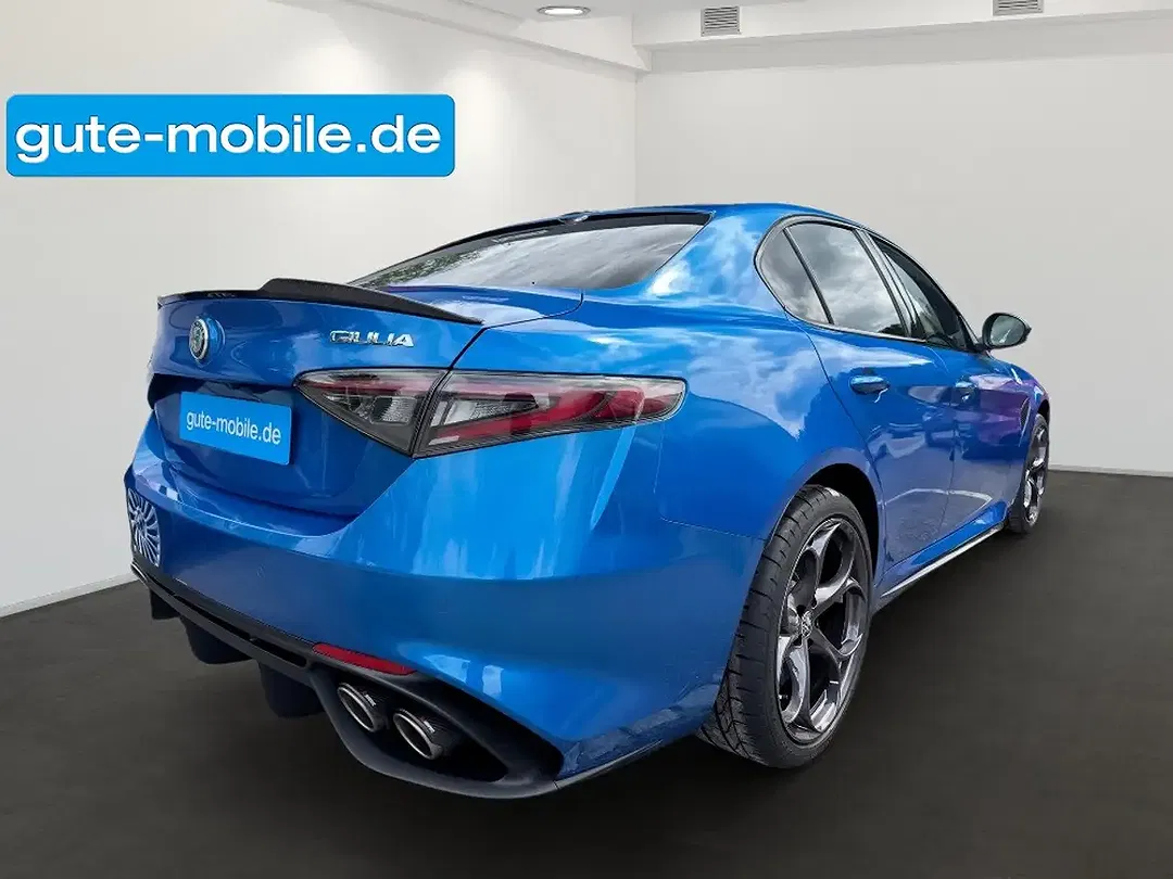 Alfa Romeo Giulia Quadrifoglio - Thumbnail 5
