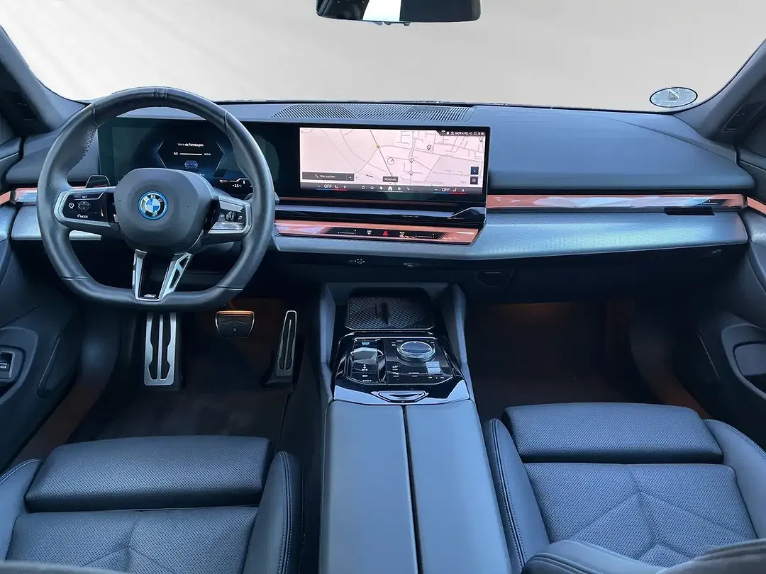 BMW i5 eDrive M - Thumbnail 6