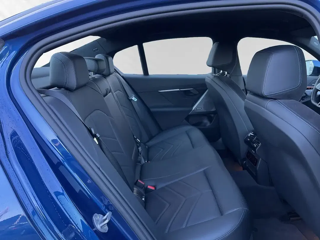 BMW i5 eDrive M - foto 8