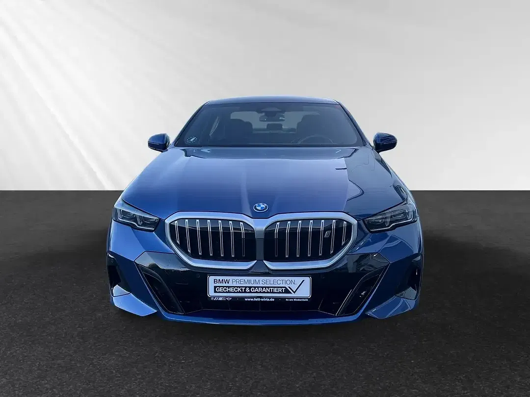 BMW i5 eDrive M - Thumbnail 4