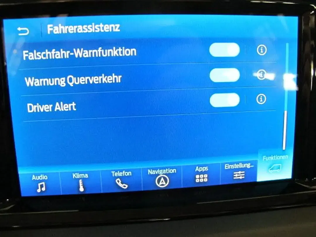Ford Tourneo Courier Titanium - Thumbnail 10