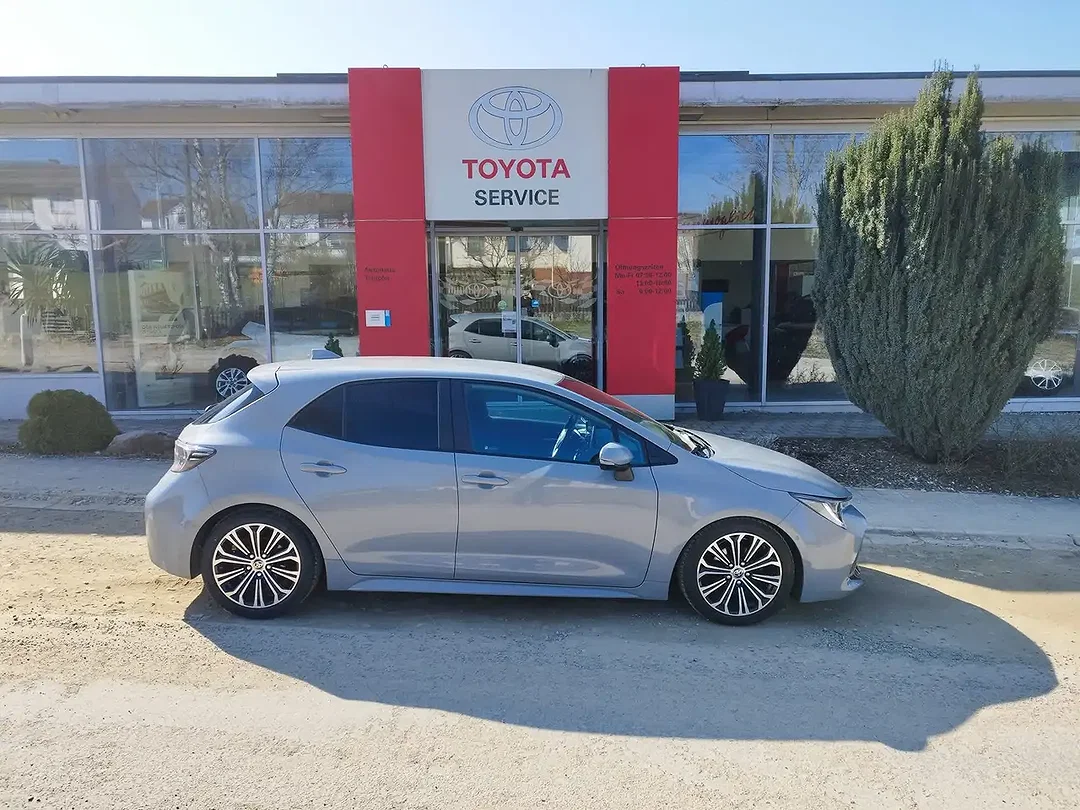 Toyota Corolla 1.2 Team Deutschland - Afbeelding 1
