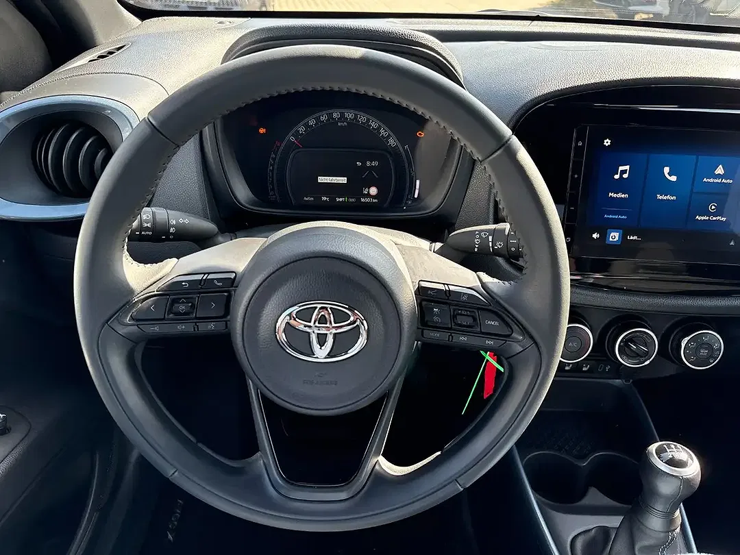 Toyota Aygo X Teamplayer - Thumbnail 9