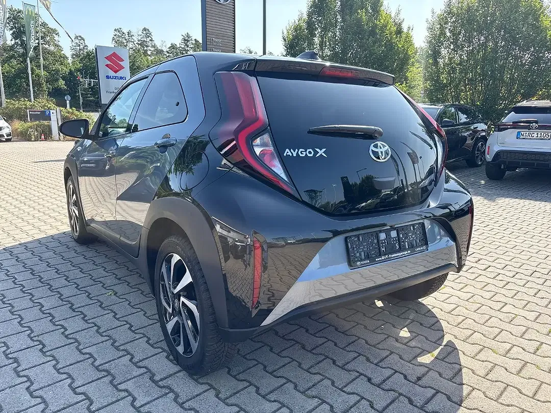 Toyota Aygo X Teamplayer - Thumbnail 4