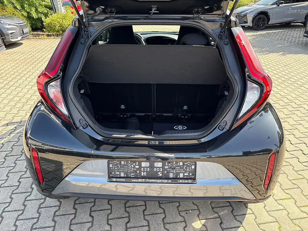 Toyota Aygo X Teamplayer - Thumbnail 8