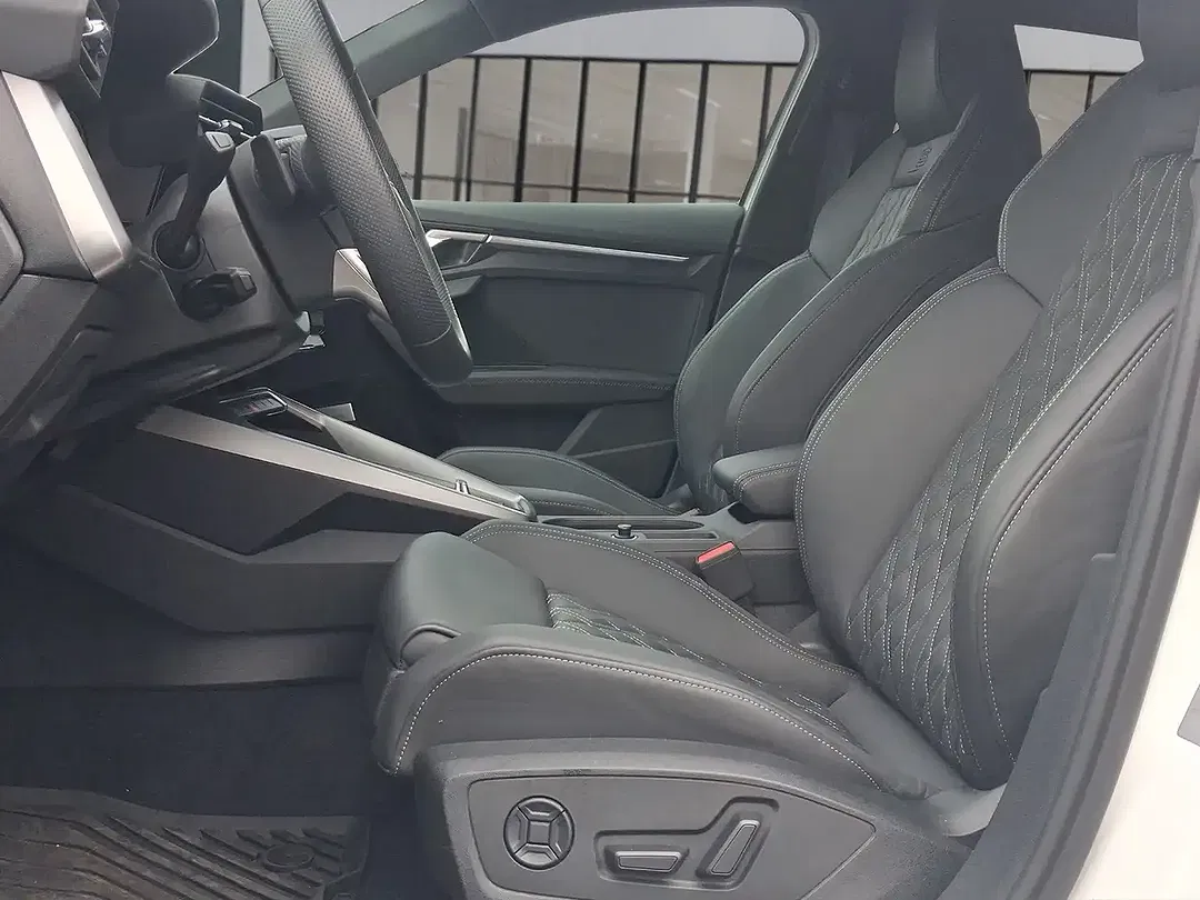 Audi A3 45 TFSI e Matrix LED Sportback S line - Thumbnail 5
