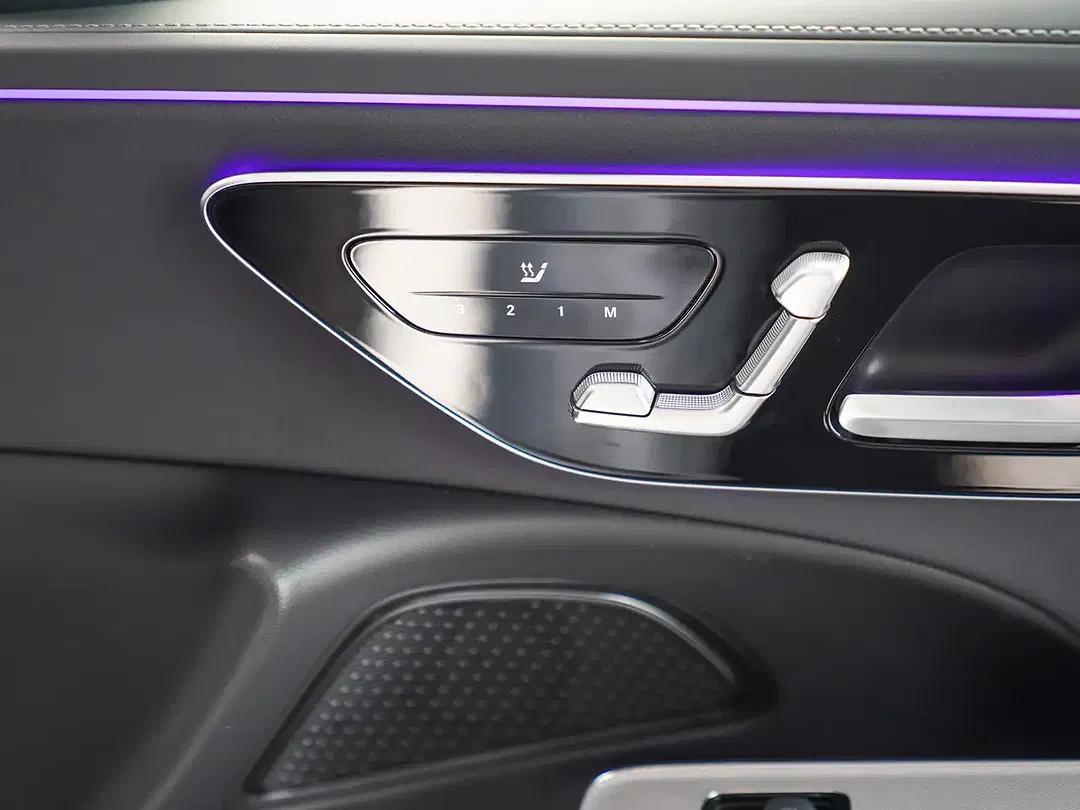Mercedes-Benz E 220 AMG Line Night - Thumbnail 14