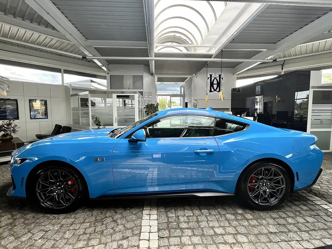 Ford Mustang 5.0 GT - Thumbnail 14