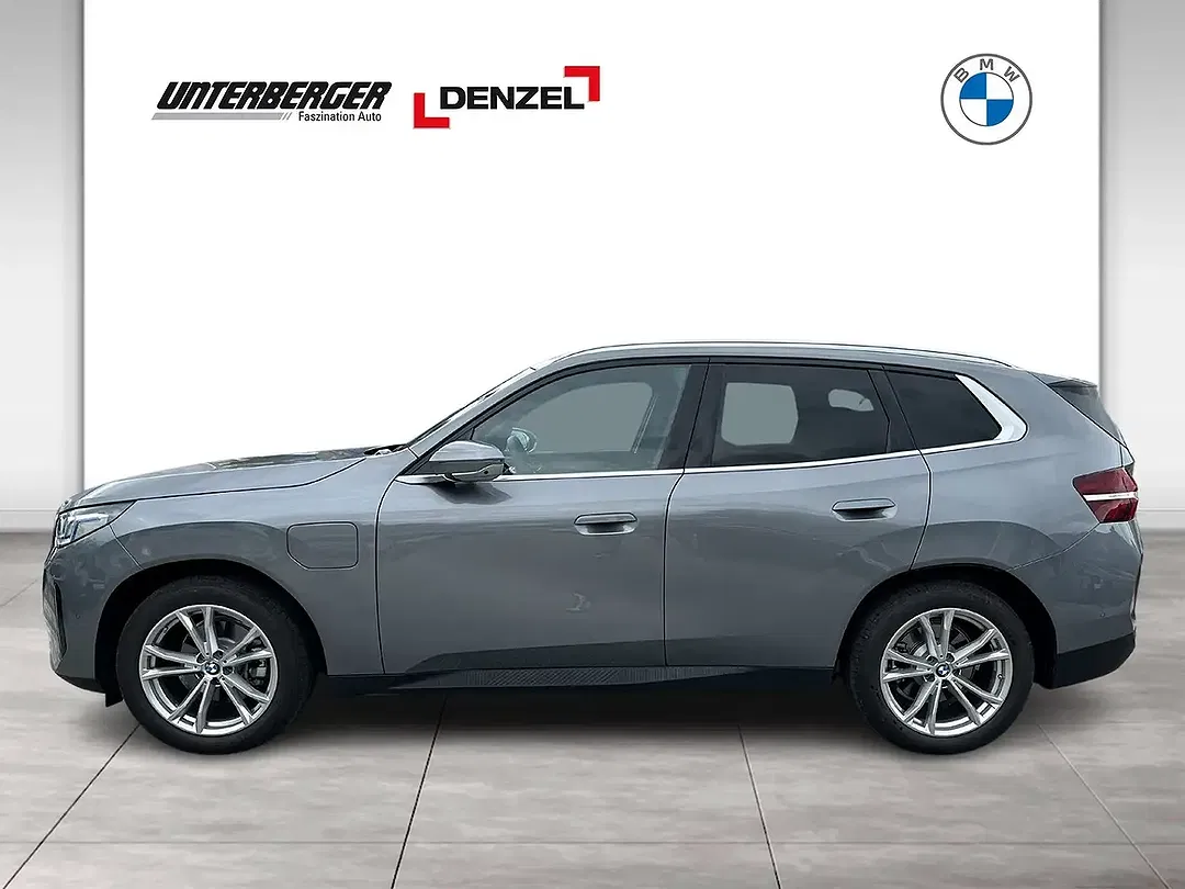 BMW X3 xDrive - Thumbnail 3