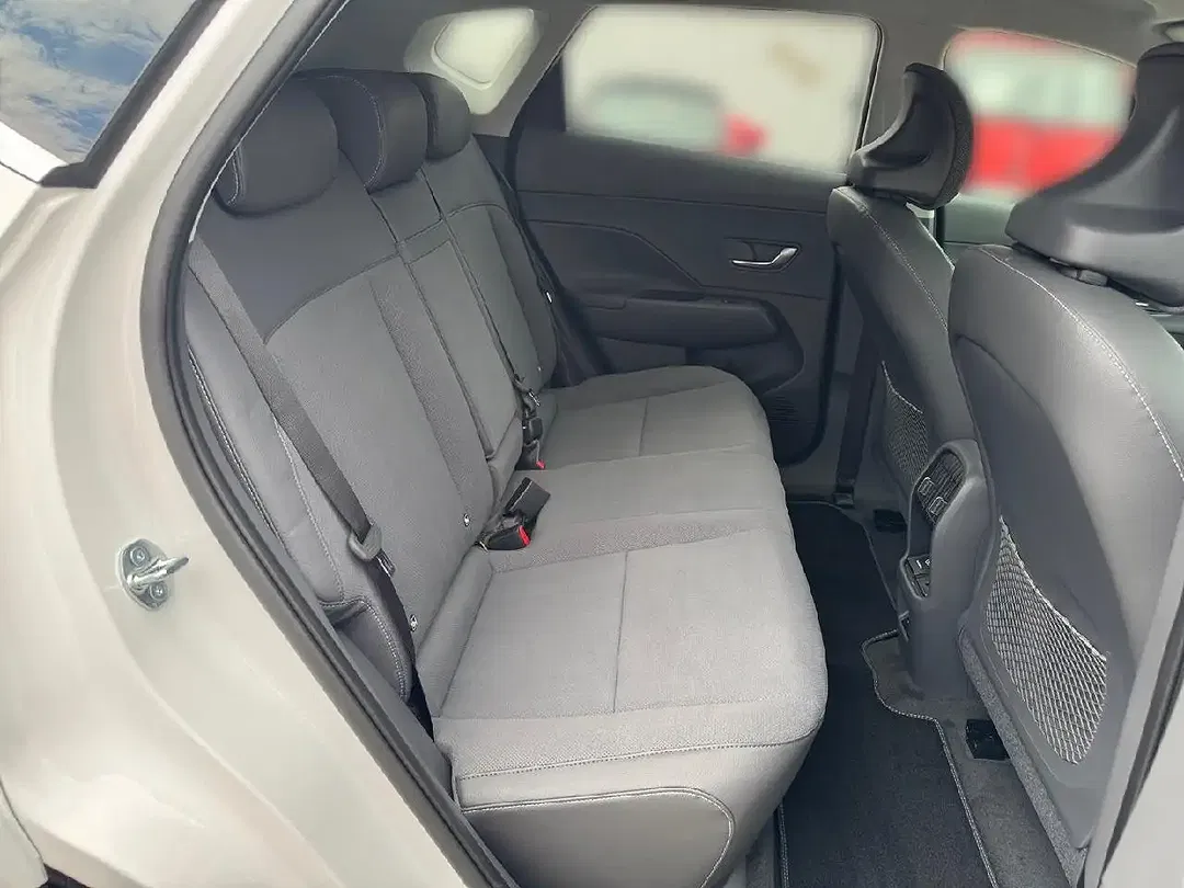 Hyundai KONA Prime - Thumbnail 13