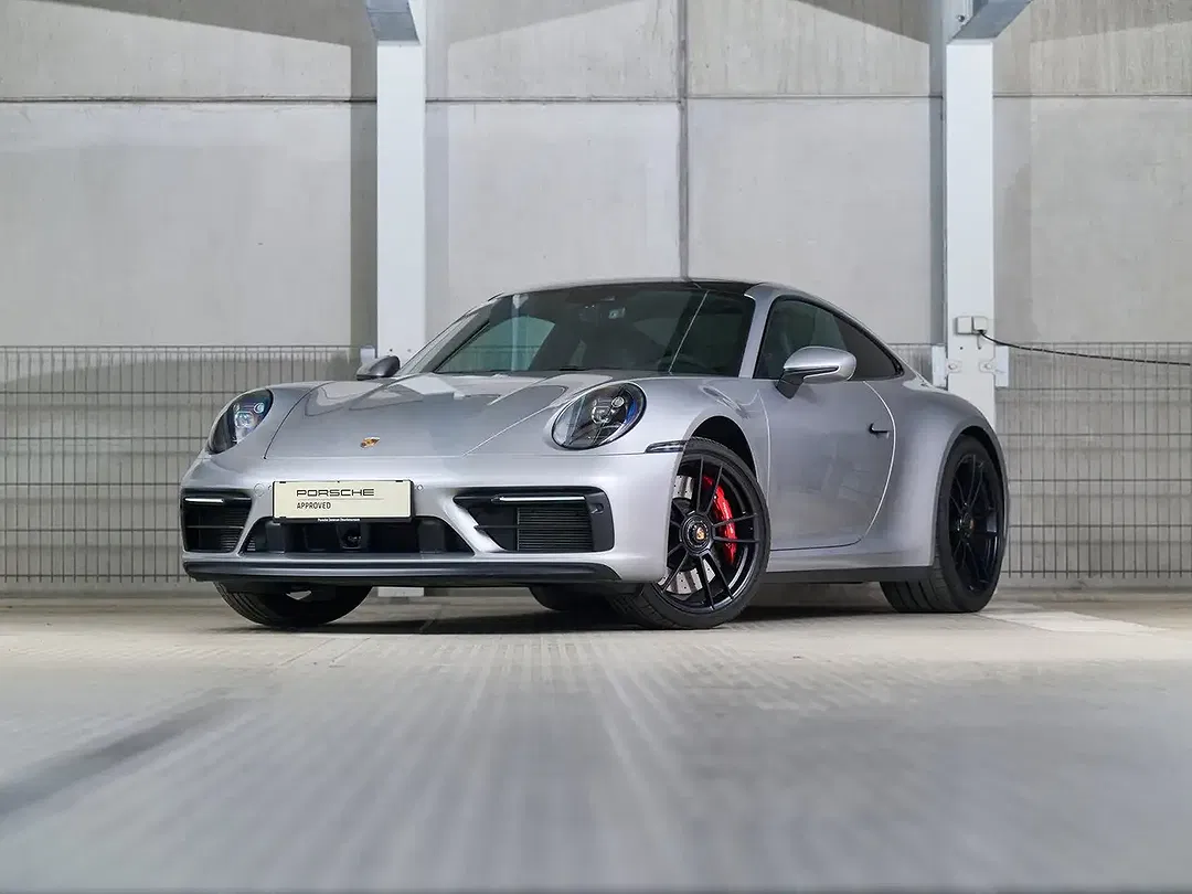 Porsche 911 Carrera 4 GTS - foto 1