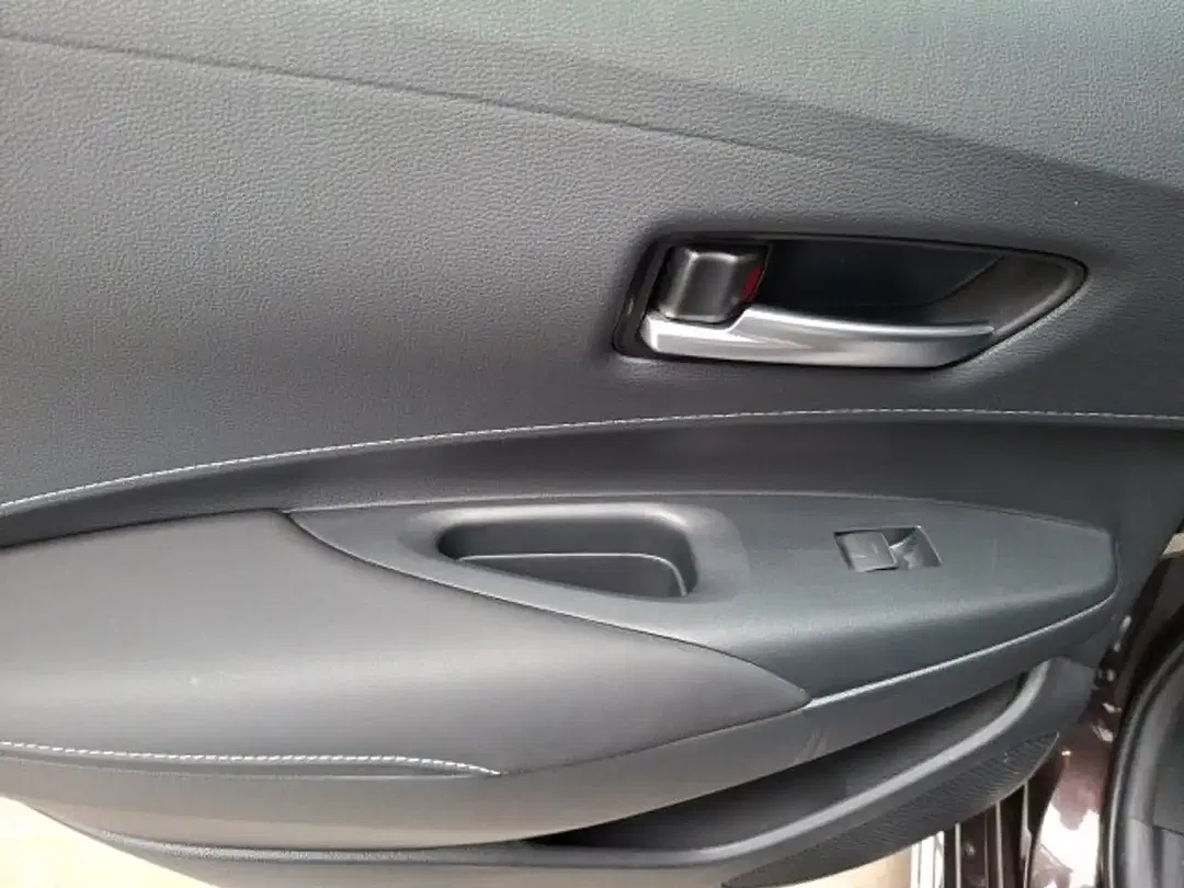 Suzuki Swace Hybrid 1.8 AUT Comfort+ - foto 14