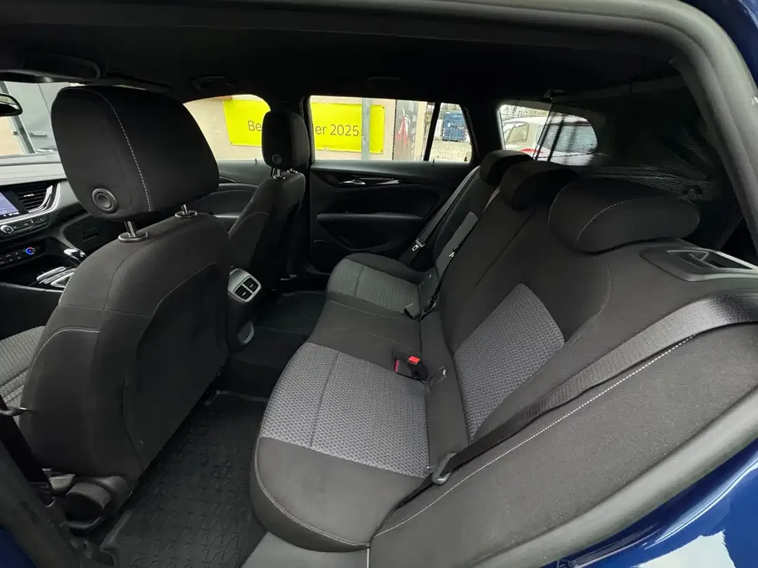 Opel Insignia - Thumbnail 10