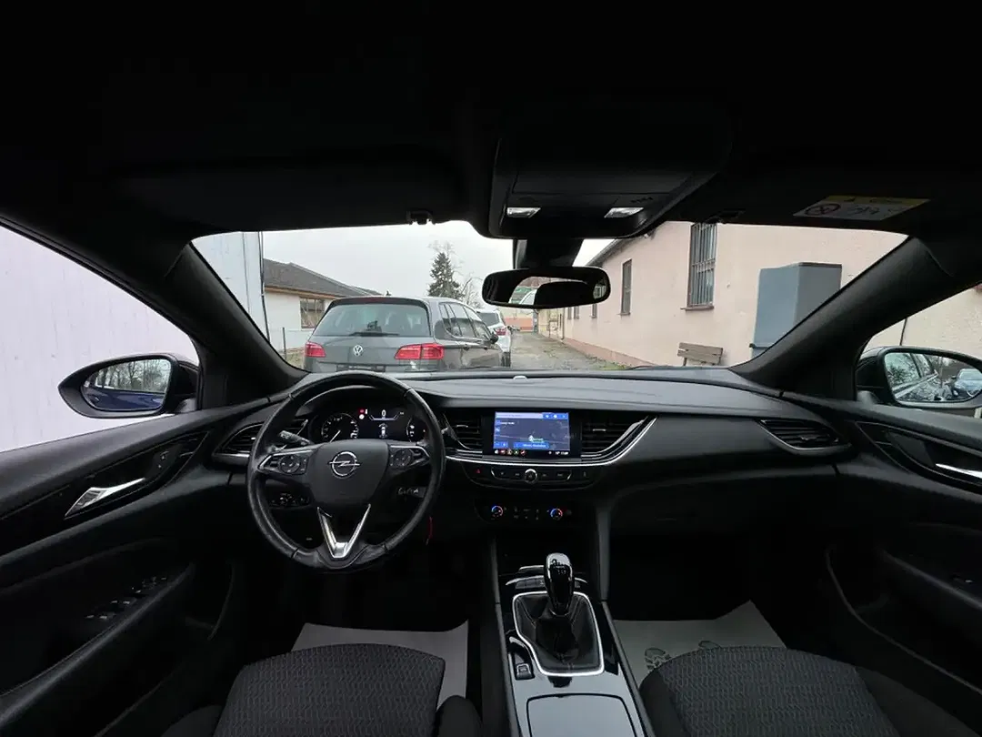 Opel Insignia - Thumbnail 12