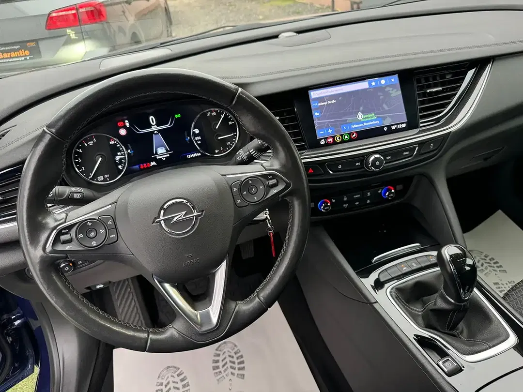 Opel Insignia - Thumbnail 13