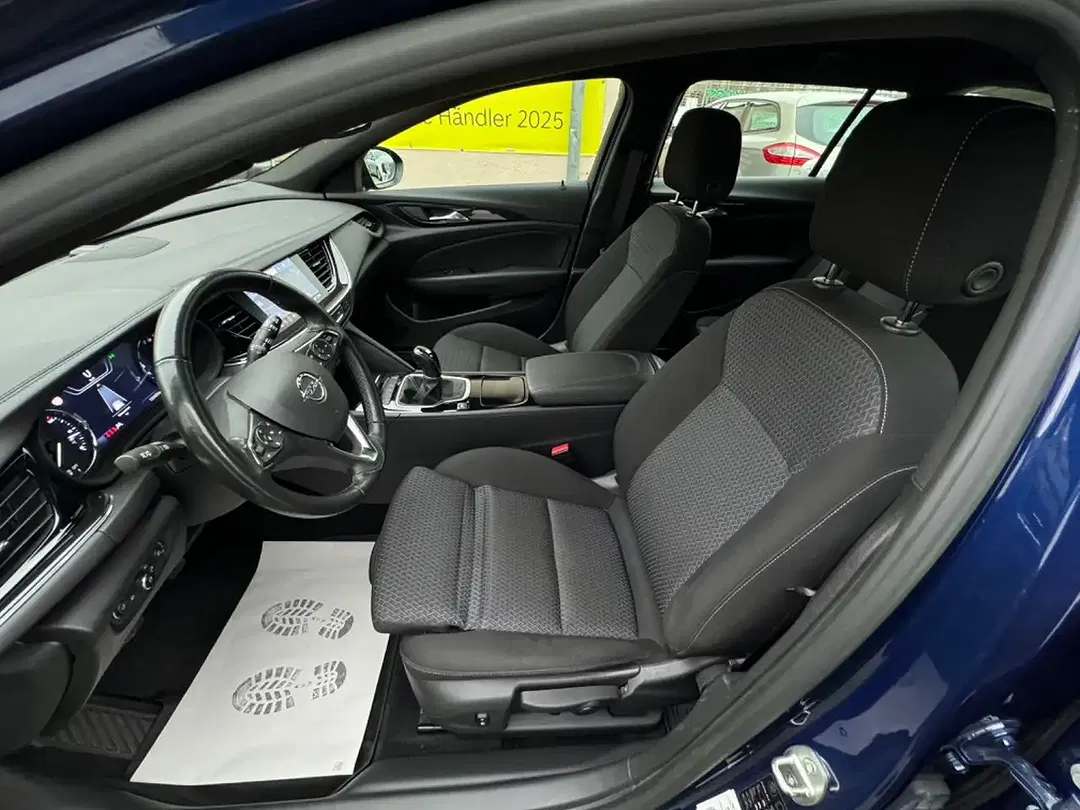 Opel Insignia - Thumbnail 9