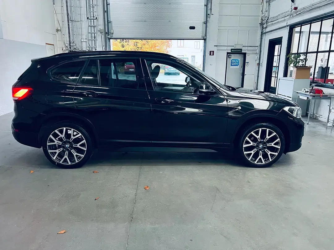 BMW X1 1.5 AUT - Thumbnail 3