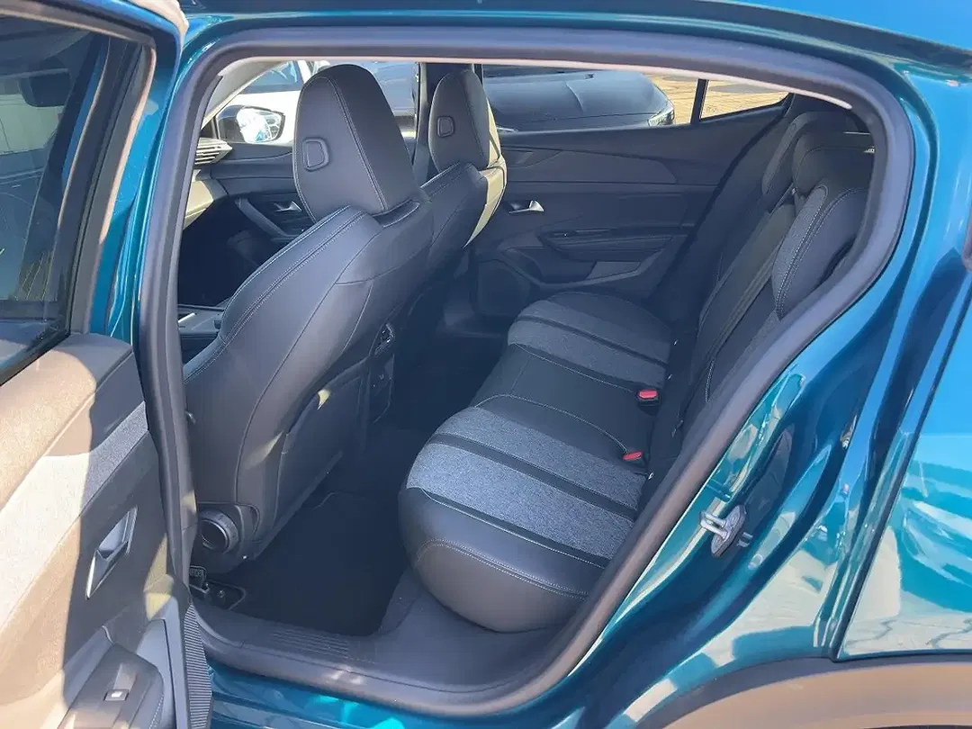 Peugeot 408 130 PureTech Allure - Thumbnail 8