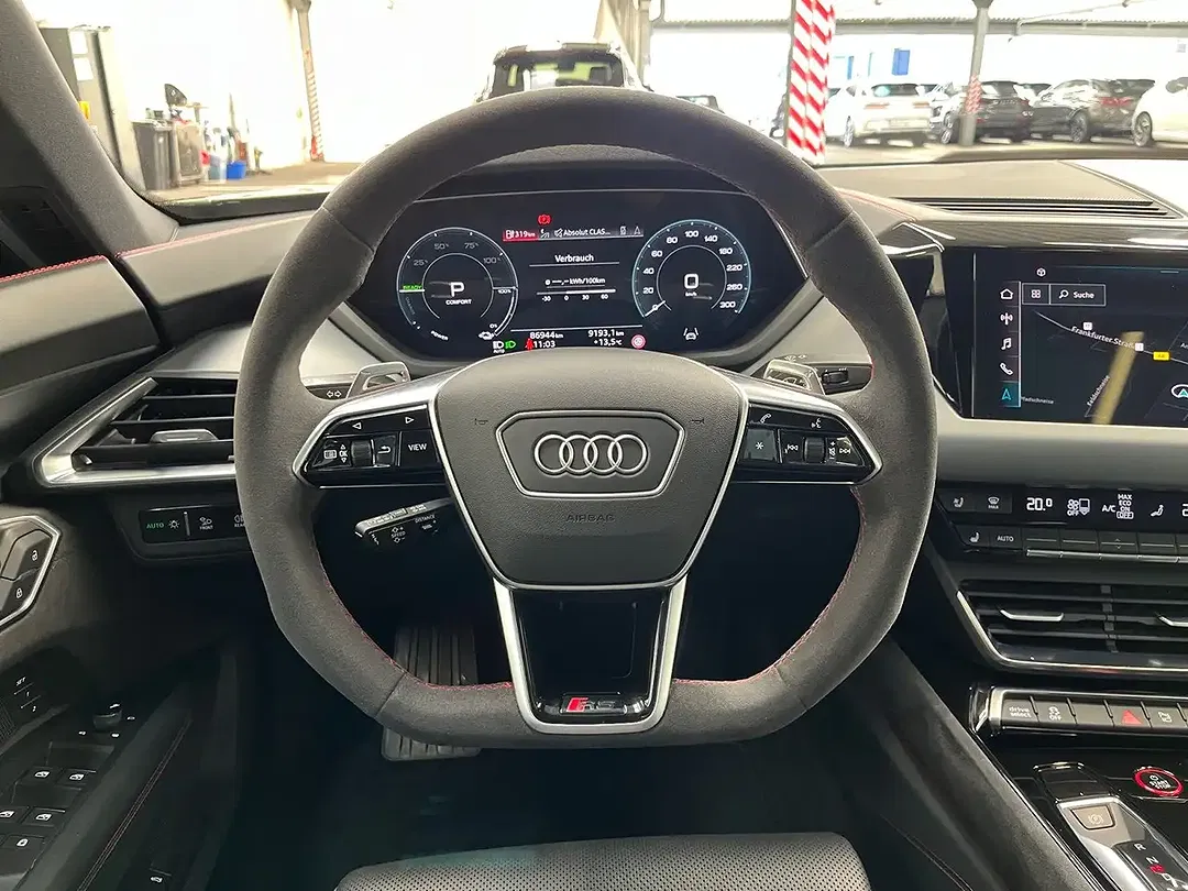 Audi RS e-tron GT Matrix LED - Thumbnail 13