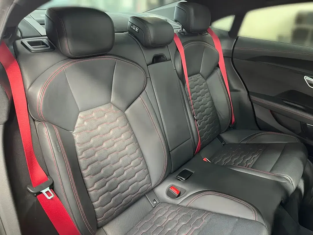 Audi RS e-tron GT Matrix LED - Thumbnail 9