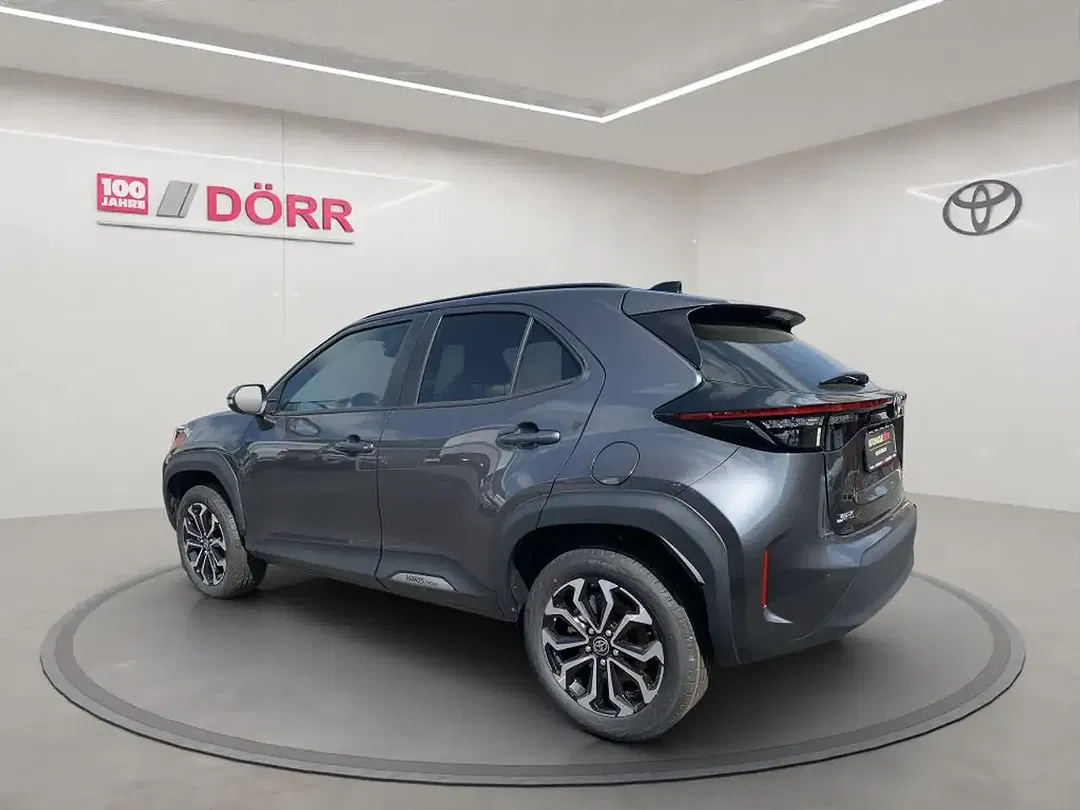 Toyota Yaris Cross 1.5 VVT-i Hybrid Teamplayer - Thumbnail 3