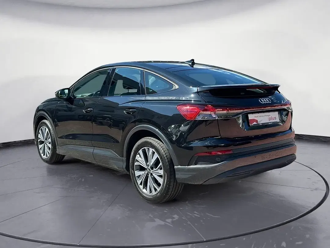 Audi Q4 e-tron 40 Matrix LED Sportback - Thumbnail 3