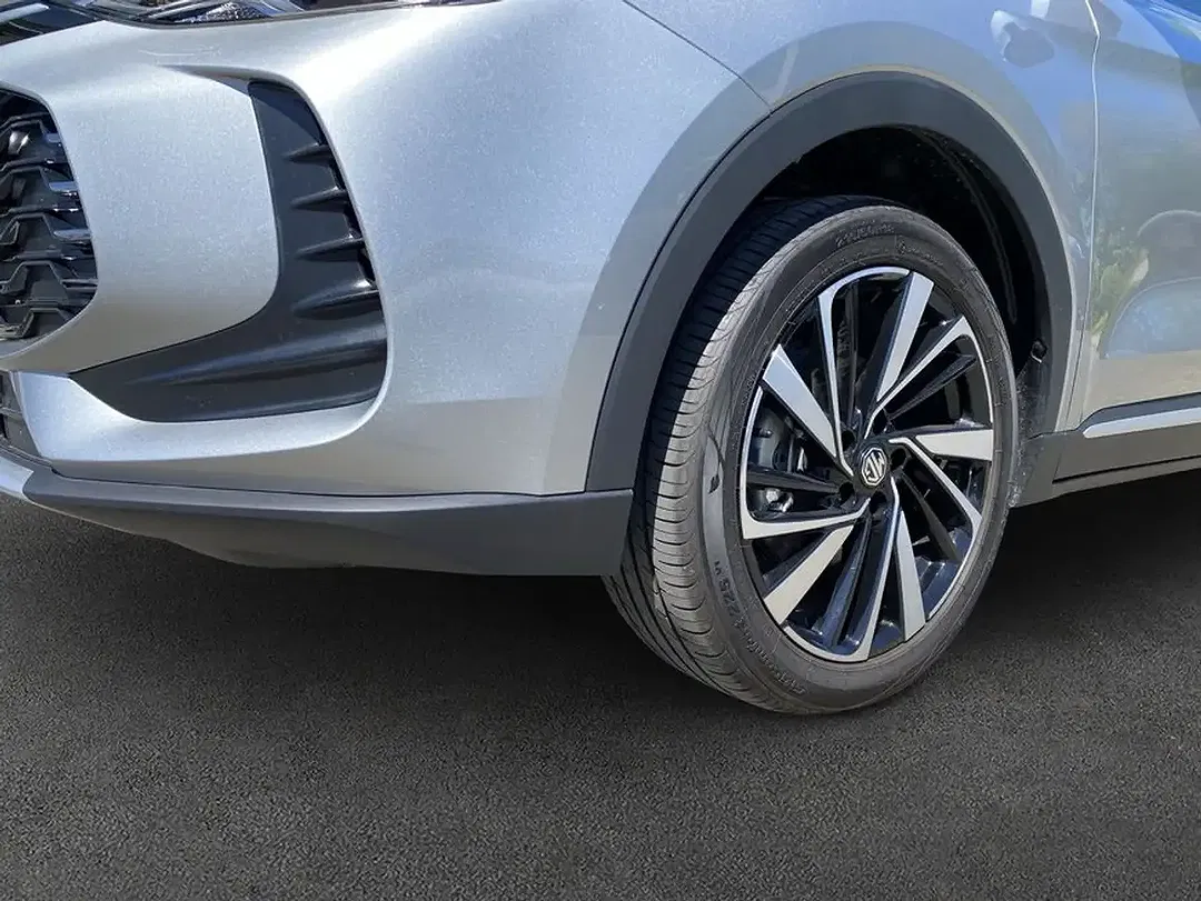 MG ZS Hybrid+ Luxury - Thumbnail 6