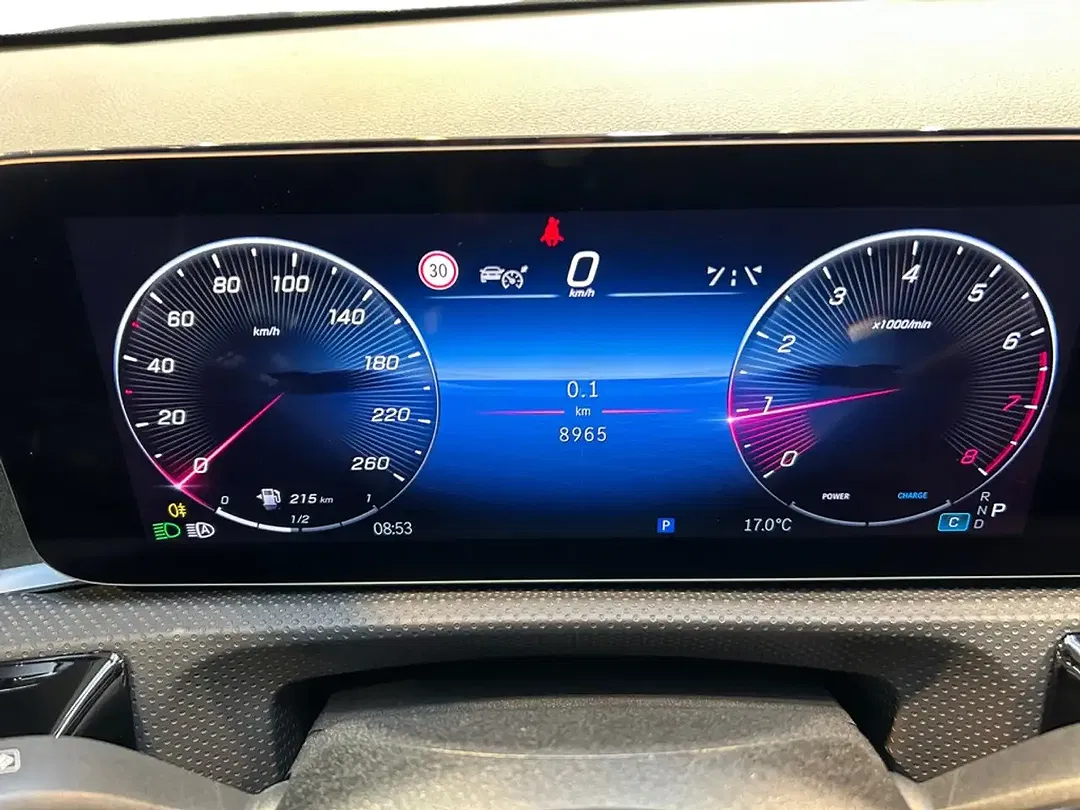 Mercedes-Benz A 200 AUT AMG MBUX - Thumbnail 9