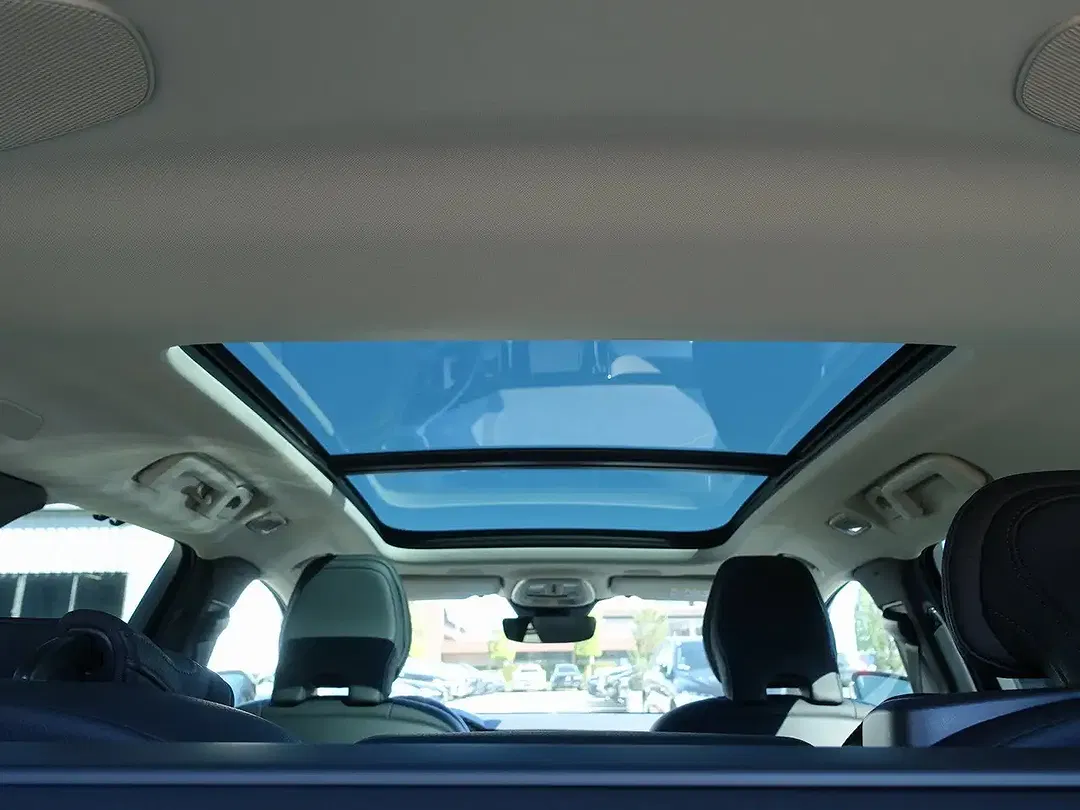 Volvo V90 T8 PHEV AWD Plus Dark - Thumbnail 13