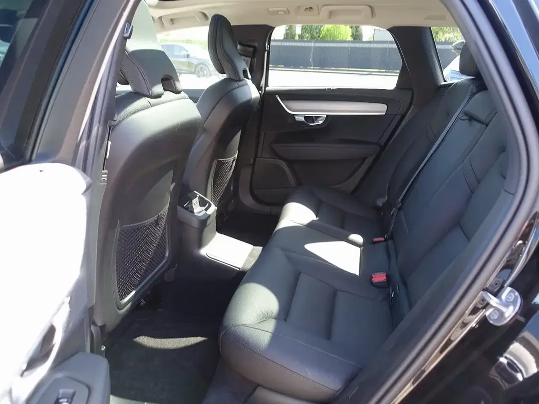 Volvo V90 T8 PHEV AWD Plus Dark - Thumbnail 14