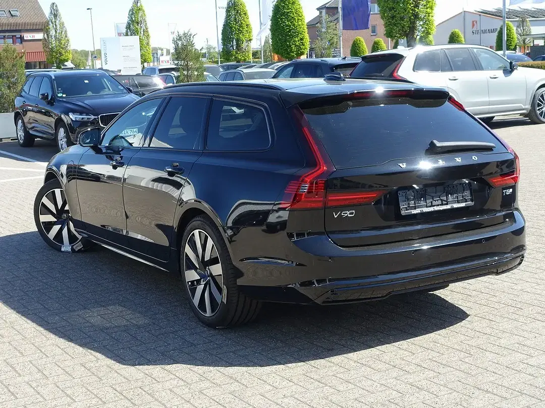 Volvo V90 T8 PHEV AWD Plus Dark - Thumbnail 4