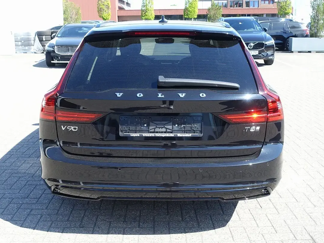 Volvo V90 T8 PHEV AWD Plus Dark - Thumbnail 6