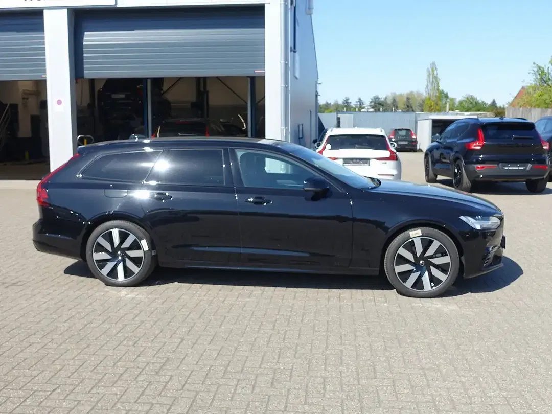 Volvo V90 T8 PHEV AWD Plus Dark - Thumbnail 7