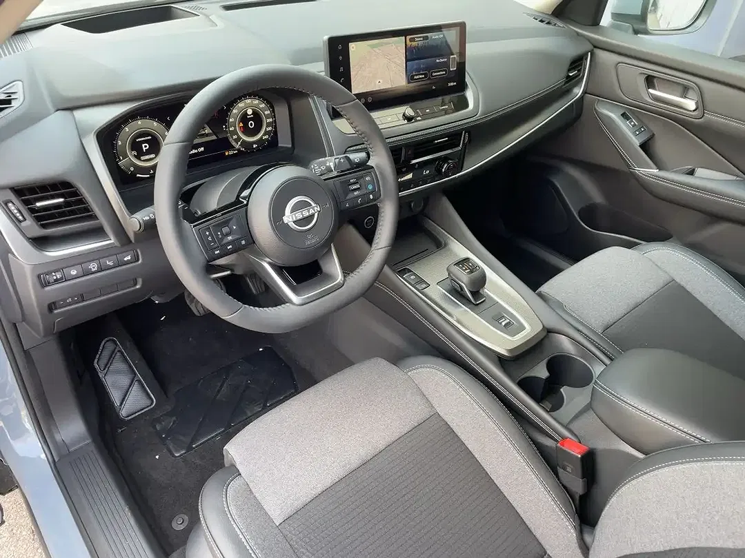 Nissan Qashqai 1.3 N-Connecta - Thumbnail 9